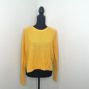 Hollister Cable Knit Crew Neck Mustard Yellow Sweater